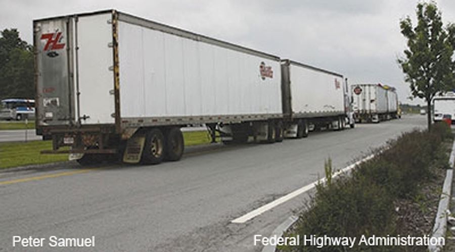 Double Trailer Semi Truck